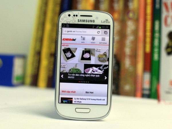 Đập hộp Galaxy SIII mini LaFleur - Điện thoại hợp tặng bạn gái 12 Đập hộp Galaxy SIII mini LaFleur - Điện thoại hợp tặng bạn gái 12