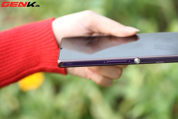 Đập hộp Sony Xperia Z bản màu tím tại Việt Nam 7
