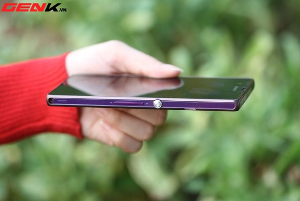 Đập hộp Sony Xperia Z bản màu tím tại Việt Nam 8