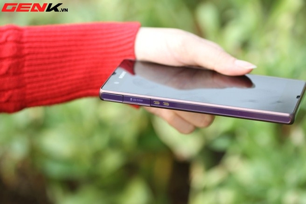 Đập hộp Sony Xperia Z bản màu tím tại Việt Nam 9