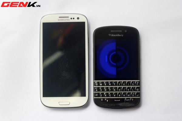BlackBerry Q10 về Việt Nam: Màn hình vuông, bàn phím lớn nhất từ trước tới nay 7