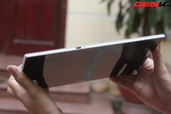 Đập hộp Sony Xperia Tablet Z phiên bản SO-03E tại Hà Nội 9