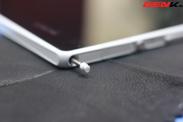 Đập hộp Sony Xperia Tablet Z phiên bản SO-03E tại Hà Nội 19