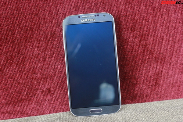 Samsung Galaxy S4 có lượng tiêu thụ "khủng" tại thị trường Việt Nam 5