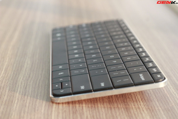 Microsoft Wedge Mobile Keyboard: Phụ kiện “đơn giản nhưng vẫn đẹp” 10