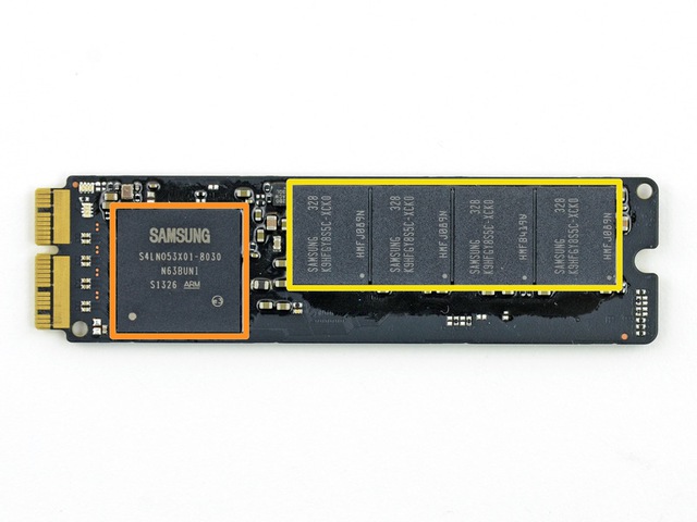  Cam: Bộ điều khiển SSD tên mã S4LNO53X01-8030 cũng của Samsung.