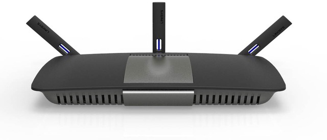  Linksys EA6900 - một trong số cá router 802.11ac hỗ trợ beamforming.
