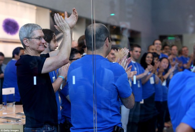 Apple bắt đầu bán iPhone 6 và iPhone 6 Plus tại 22 thị trường mới