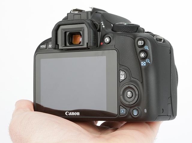 Canon EOS 100D đặc biệt phù hợp với giới nữ