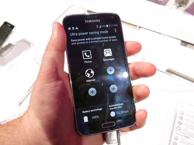 Ultra Power Saving giúp Galaxy S5 tiết kiệm pin ra sao?