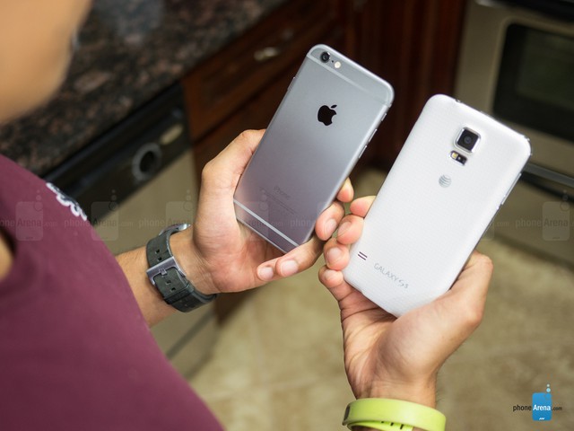 iPhone 6 và Galaxy S5: ai là tay đua đích thực?