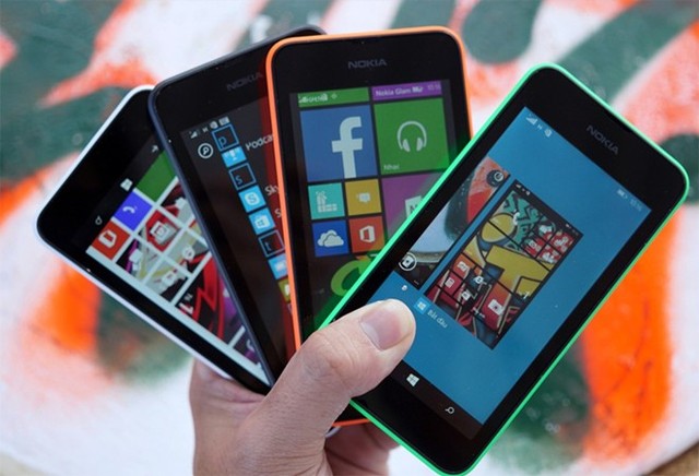 Lumia 530 vừa lên kệ đã giảm giá xuống dưới 2 triệu đồng 
