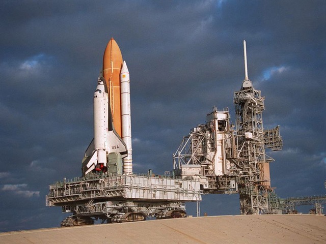 NASA sẽ công bố tài liệu mật về chế tạo tên lửa