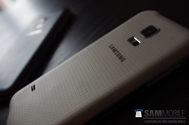 Lộ diện thiết kế Samsung Galaxy S5 Mini 