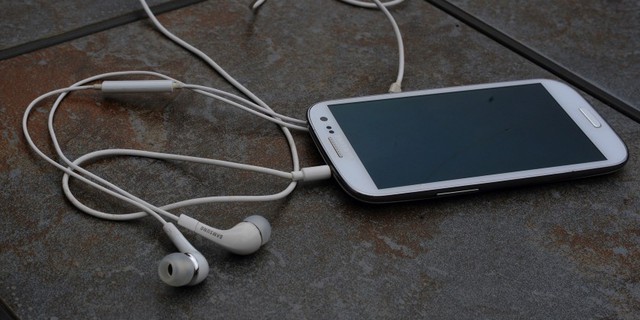 Headphones Connect - Giúp bạn tập trung hơn cho việc nghe nhạc trên Android