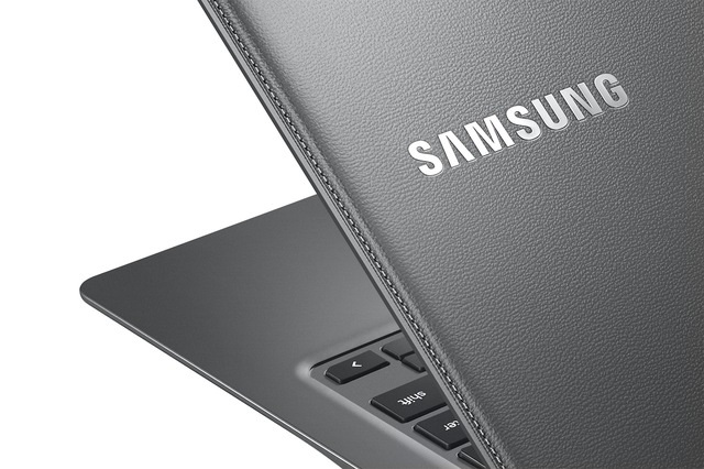 Samsung chính thức ra mắt laptop dùng nắp giả da