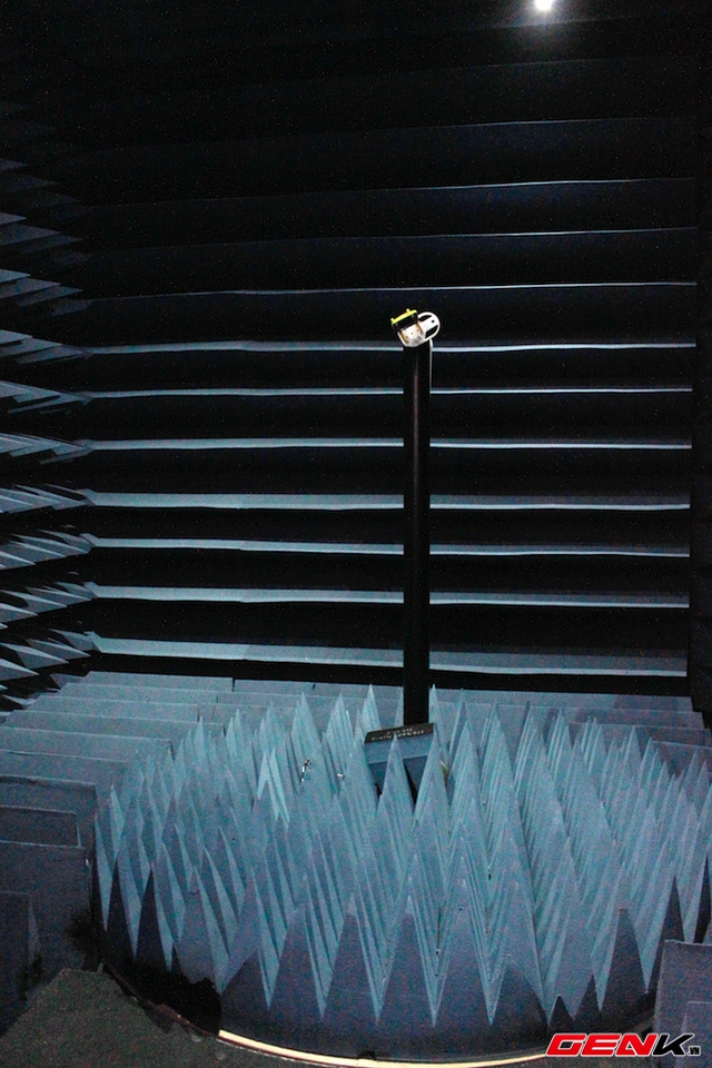 Phòng kiểm tra sóng được đầu tư khoảng 5 triệu Nhân dân Tệ (hơn 17 tỉ đồng) và được nhập từ Mỹ.