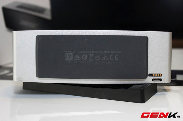 Mở hộp loa di động Bose SoundLink Mini cùng bộ phụ kiện độc đáo