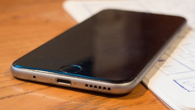  Apple vẫn giữ jack tai nghe 3.5mm chứ không loại bỏ như trên iPhone 7 