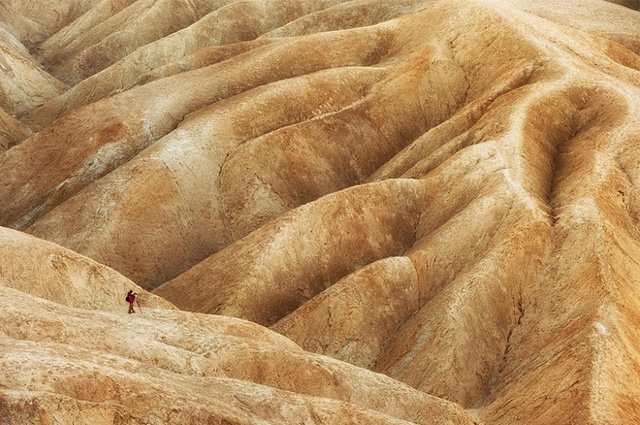  Badlands ở Vườn quốc gia Thung lũng Chết, California, Mỹ (Ảnh: Troy Montemayor) 