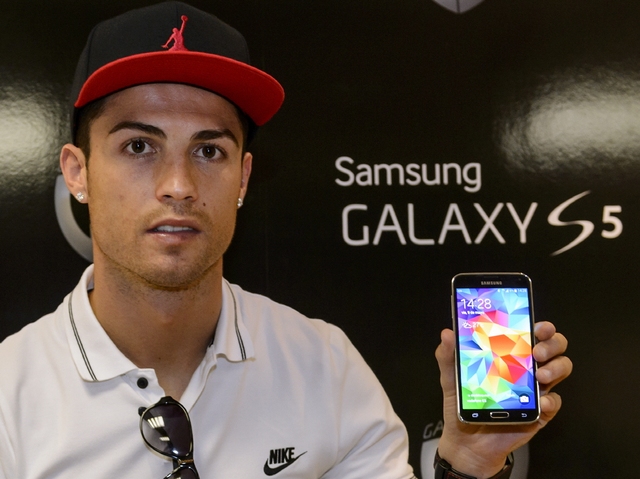 Khác với Samsung, Xiaomi không tốn tiền thuê Lionel Messi hay Cristiano Ronaldo để quảng bá sản phẩm của mình