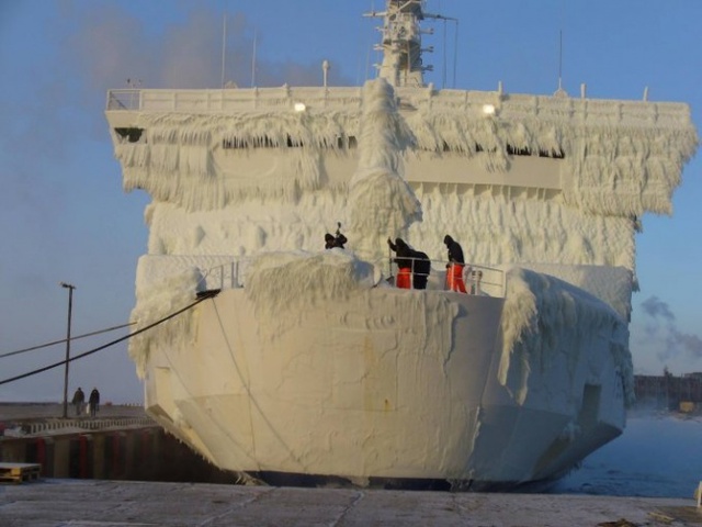  Cuộc sống của thủy thủ trên tàu viễn dương vào mùa đông 