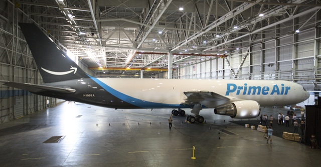  Đội máy bay vận tải riêng của Amazon. 