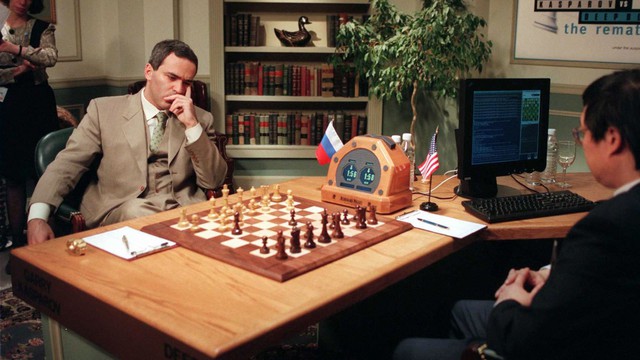  Quang cảnh trận đấu giữa Kasparov với Deep Blue. 