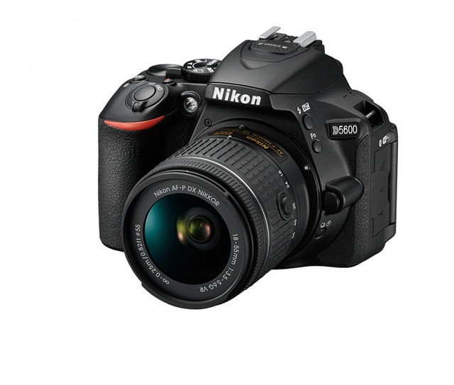  Nikon D5600 có thiết kế hoàn toàn giống người anh em D5500 