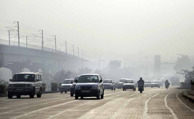  Không chỉ ảnh hưởng sức khỏe, ô nhiễm không khí còn làm tăng tai nạn giao thông 