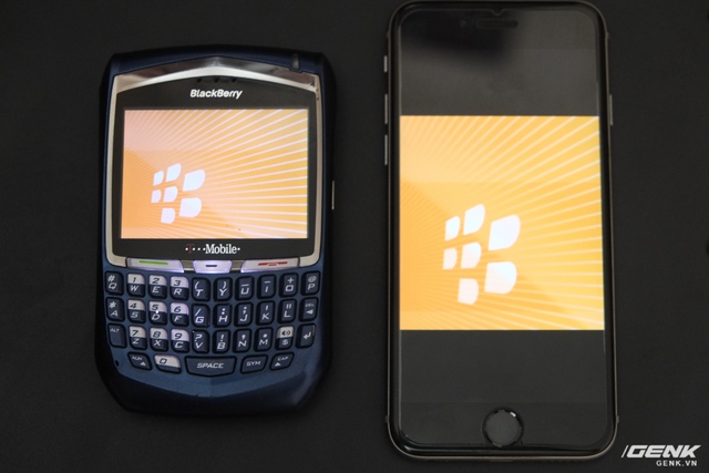  Mặc dù màn hình iPhone có số lượng màu gấp gần 250 lần so với BlackBerry 8700 (16 triệu màu vs. 65000 màu), nhưng chất lượng hình ảnh trông cũng được đấy chứ! 