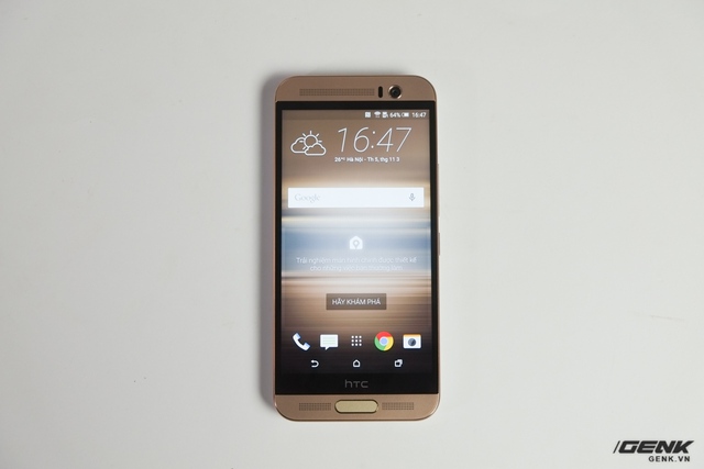  HTC One ME nổi bật bởi màn hình 2K và cụm loa kép BoomSound 