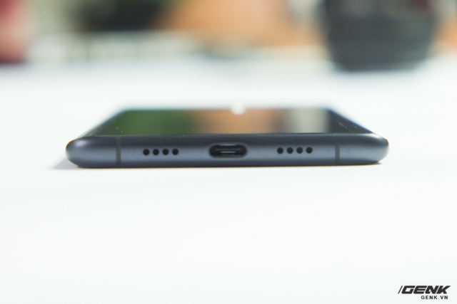  Từ Mi 5, Xiaomi đã chuyển sang chuẩn USB-C cho các dòng máy cao cấp của mình 