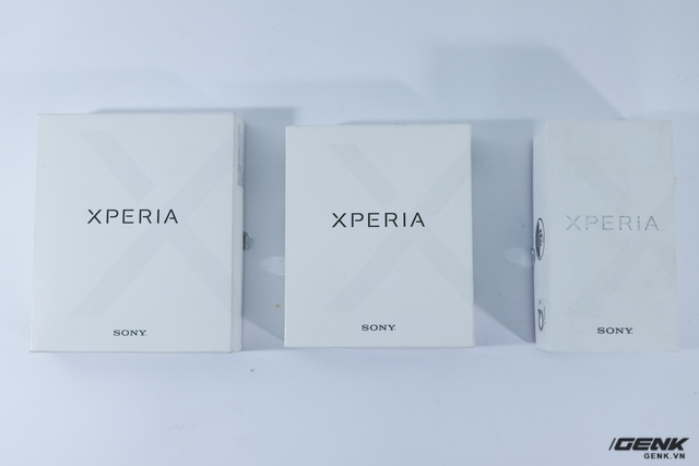  Ngày hôm nay chúng ta có ba chiếc Xperia giảm giá để mở hộp, đó là Xperia X, Xperia XA Ultra và Xperia XA 
