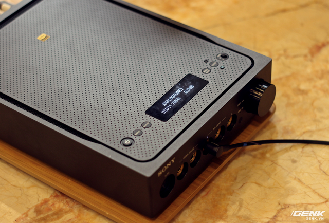  Amplifier Sony TA-ZH1ES 