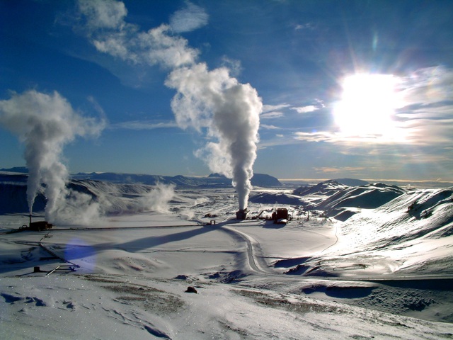 Iceland đang nghiên cứu dự án biến nham thạch núi lửa thành nguồn năng lượng khổng lồ - Ảnh 2.