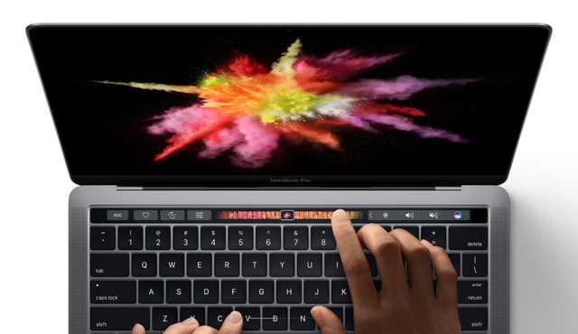 Liệu một chiếc MacBook Pro 15-inch “full option” giá 4300 USD có thể chơi game ngon lành? - Ảnh 1.