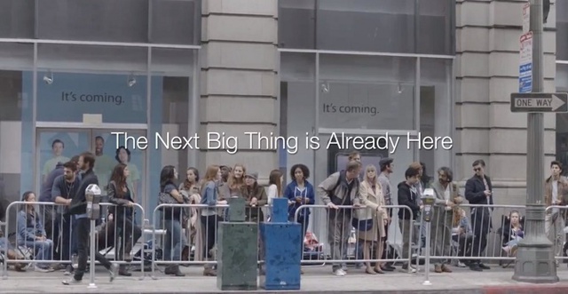  Với The Next Big Thing, Samsung thừa nhận rằng rất nhiều người chờ đợi iPhone. 