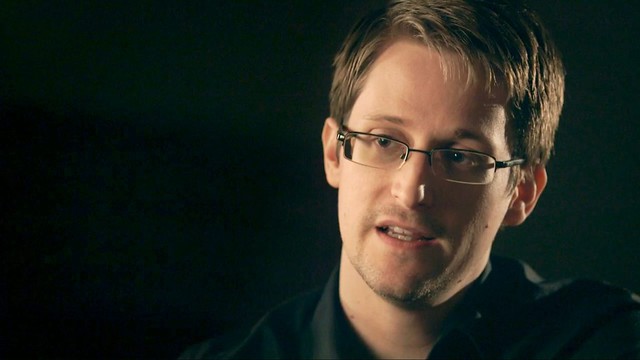  Edward Snowden - Cựu thành viên CIA và nhân viên hợp đồng của NSA 