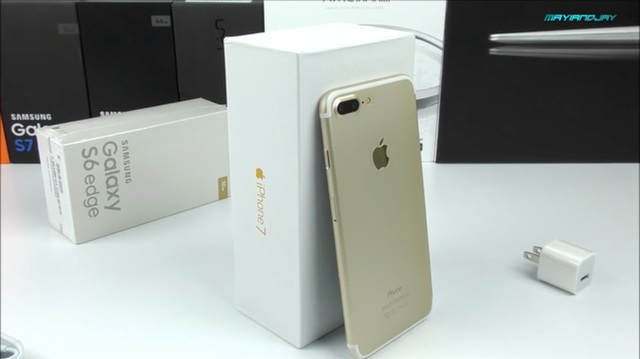 iPhone 7 Plus nhái mà một hãng smartphone Trung Quốc vừa tung ra.