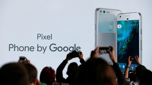  Ra mắt smartphone Pixel là một quyết định rủi ro nhưng khôn ngoan của Google. 