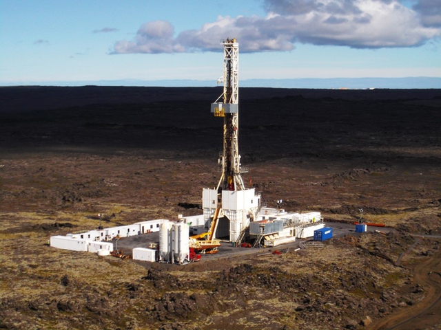 Iceland đang nghiên cứu dự án biến nham thạch núi lửa thành nguồn năng lượng khổng lồ - Ảnh 1.