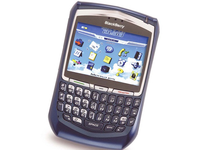 BlackBerry 8700 là một sản phẩm rất đắt hàng vào thời điểm năm 2005. 