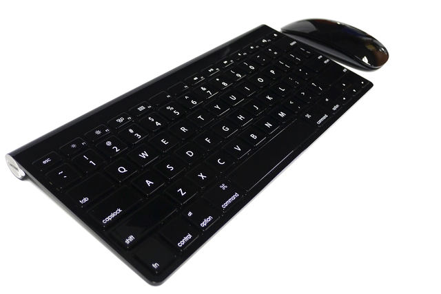  Liệu sẽ có Magic Keyboard và Magic Mouse màu Jet Black hay không? 