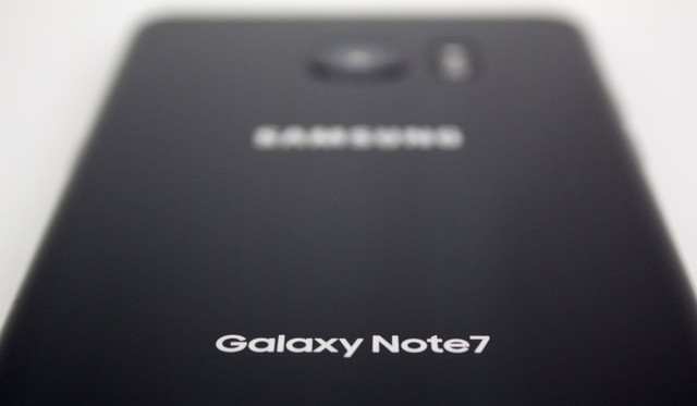  Đây là một chiếc Galaxy Note7 Mỹ, và nếu dựa trên thông cáo của Samsung, nó sẽ không được hoàn tiền tại Việt Nam 