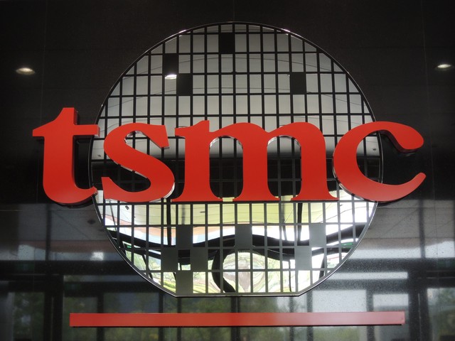  TSMC tỏ ra không kém cạnh khi cho biết họ đang thử nghiệm quy trình 7nm 