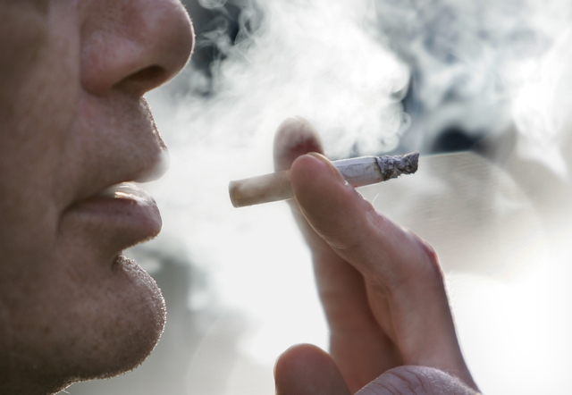 
Thuốc lá và khói thuốc ảnh hưởng nghiêm trọng đến sức khỏe con người
