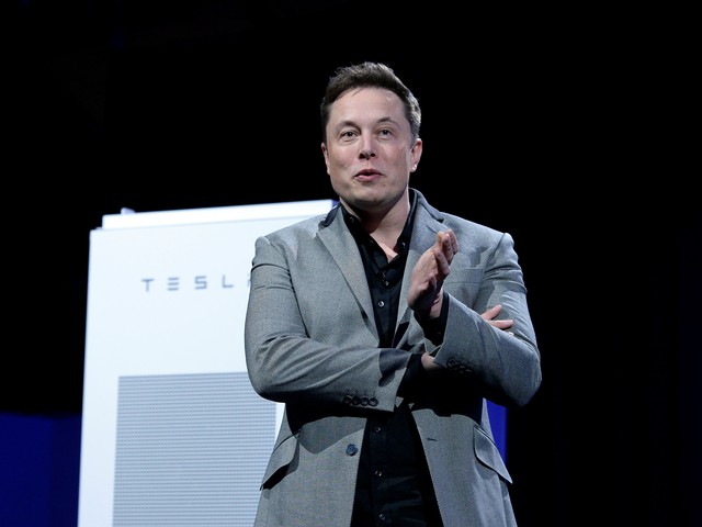  Tesla của tỷ phú Elon Musk tiếp tục thua lỗ. 