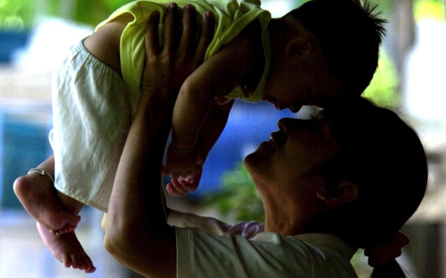  Tại sao Thái Lan có thể trở thành nước Châu Á đầu tiên ngăn chặn HIV lây từ mẹ sang con? 