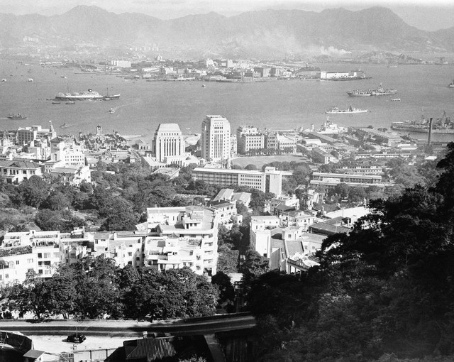  Các tòa nhà tại Hong Kong được coi là khá cao thời điểm những năm 1957. 